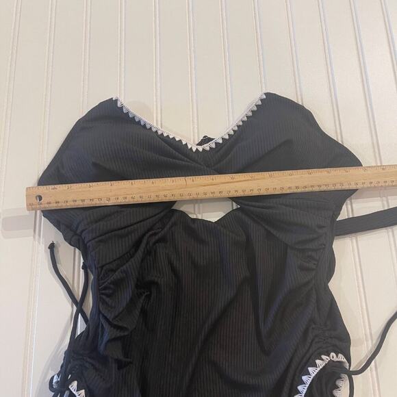 Women’s Black Ribbed One Piece Swimsuit L Criss Cross Tie Back High Cut Retro - Picture 4 of 10